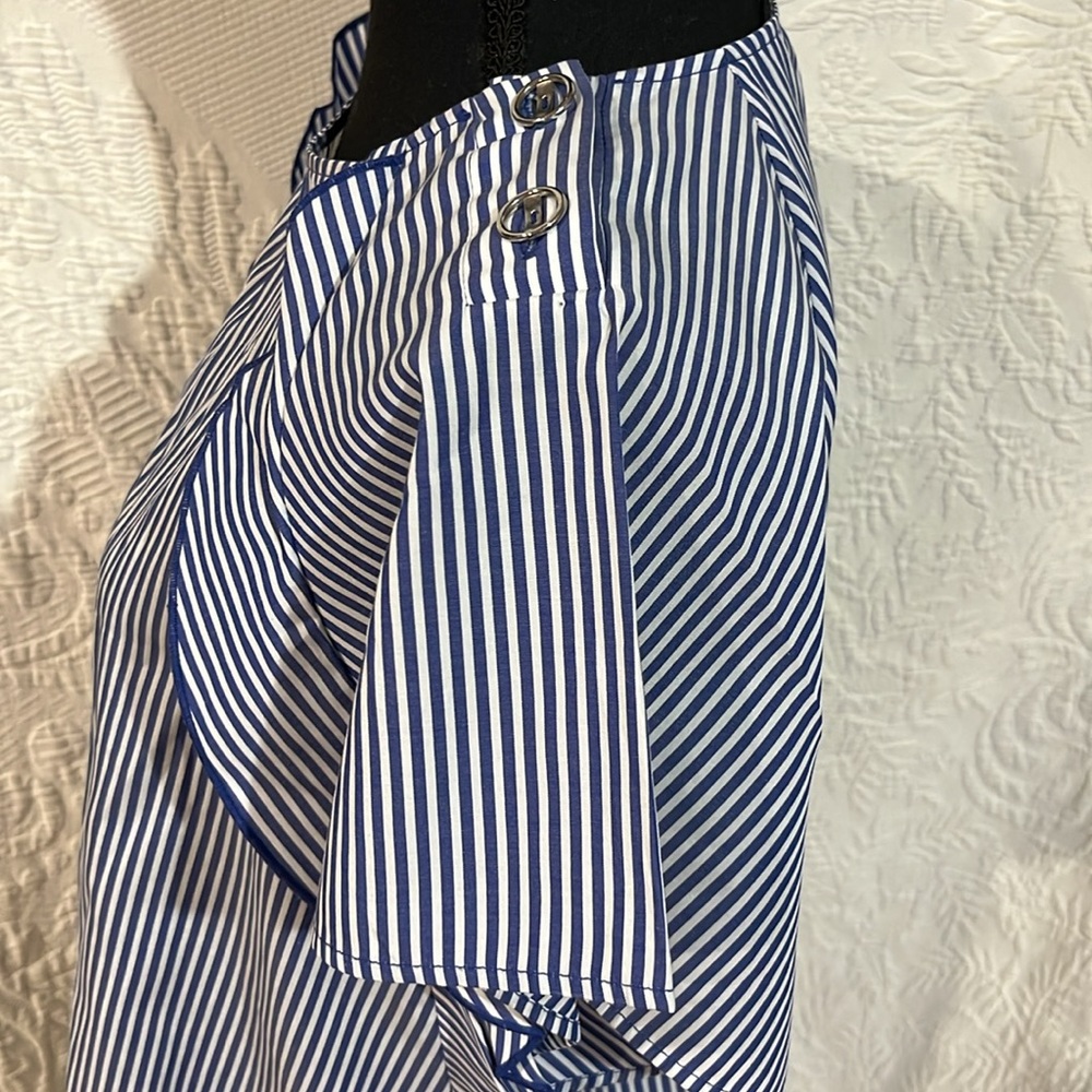 Zara basic blouse, size small - Picture 8 of 11